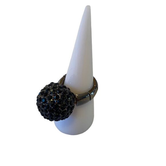 Black Pave Crystal Ball Gun Metal Ring on Stretch Band. Will fit sizes 6.5-8 - Picture 4 of 6